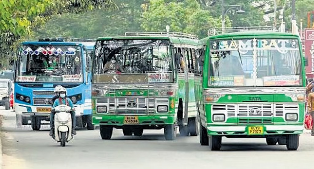 8000 സ്വകാര്യ ബസുകൾ നിരത്തിലിറങ്ങില്ല; സംസ്ഥാനത്ത് ജൂലായ് 22 മുതൽ അനിശ്ചിതകാല സ്വകാര്യ ബസ് പണിമുടക്ക്