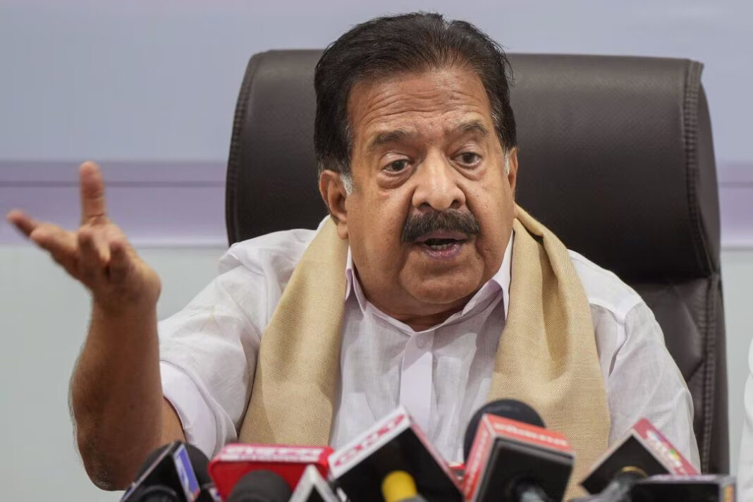 കർഷകർക്ക് സൗരോർജ്ജ പമ്പുകൾ നൽകാനുള്ള പദ്ധതിയിൽ വൻ        വെട്ടിപ്പെന്ന്: രമേശ് ചെന്നിത്തല