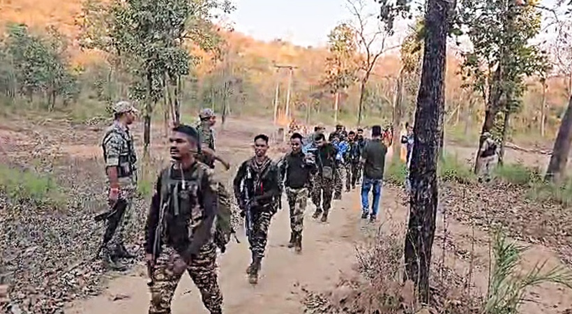 ഛത്തീസ്ഗഢിൽ മാവോയിസ്റ്റ് വേട്ട; ബിജാപൂരിൽ 4 മാവോയിസ്റ്റുകളെ സുരക്ഷാസേന വധിച്ചു