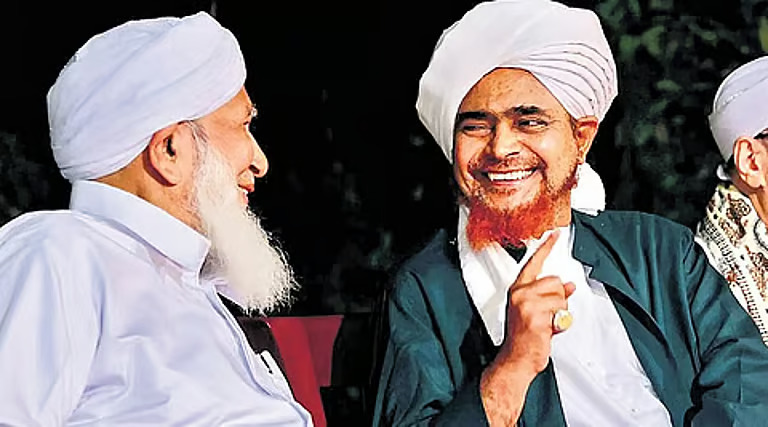 “വധശിക്ഷ ഇനി ഉണ്ടാകില്ല, ജയിൽ മോചനത്തിലേക്ക് എത്തിക്കാനുള്ള ചർച്ച തുടരുന്നു”; ഷെയ്ഖ് ഹബീബ് ഉമറിന്റെ ശിഷ്യൻ ജവാദ് മുസ്തഫാവി