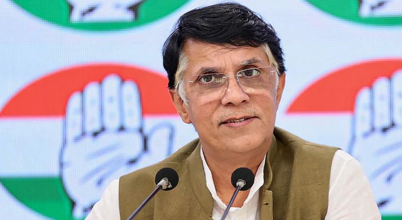 മുഖ്യ തിരഞ്ഞെടുപ്പ് കമ്മിഷണര് സംസാരിച്ചത് ബിജെപി നേതാവിനെ പോലെ’; പവന് ഖേര