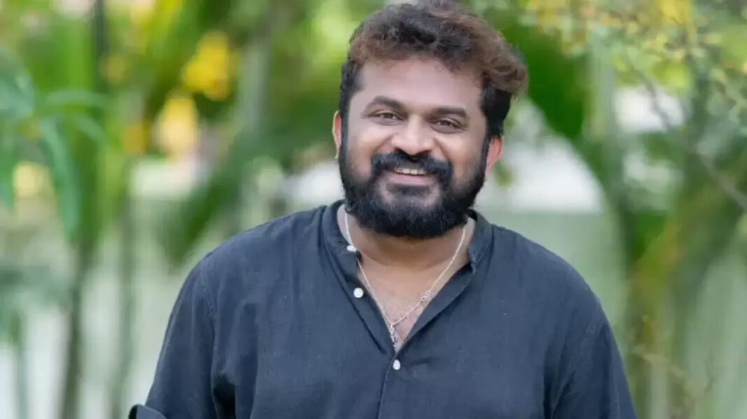 സ്വാതന്ത്ര്യ ദിനത്തിന് രാഷ്ട്രപതി ഭവനിലേക്ക് ക്ഷണം; സന്തോഷവാര്ത്ത പങ്കുവെച്ച് തരുണ് മൂര്ത്തി