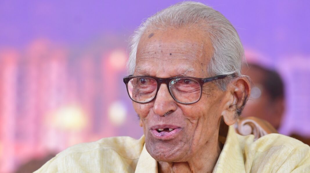 അധ്യാപകനായി തുടക്കം, വിപുലമായ ശിഷ്യസമ്പത്ത്; സാംസ്കാരിക ഭൂമികയിൽ നിറഞ്ഞുനിന്ന സാനുമാഷ്