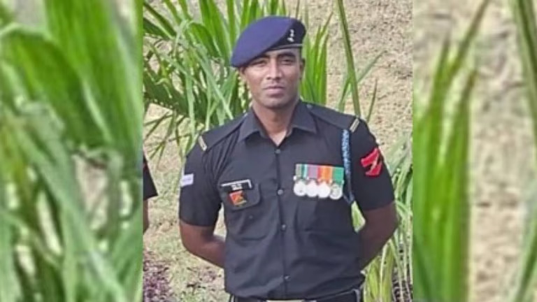 ലെഫ്റ്റനന്റ് പദവിക്കായുള്ള പരിശീലനം തുടങ്ങിയത് നാല് മാസം മുമ്പ്; ഡെറാഡൂണില് മരിച്ച സൈനികന്റെ മൃതദേഹം നാട്ടിലെത്തിക്കും