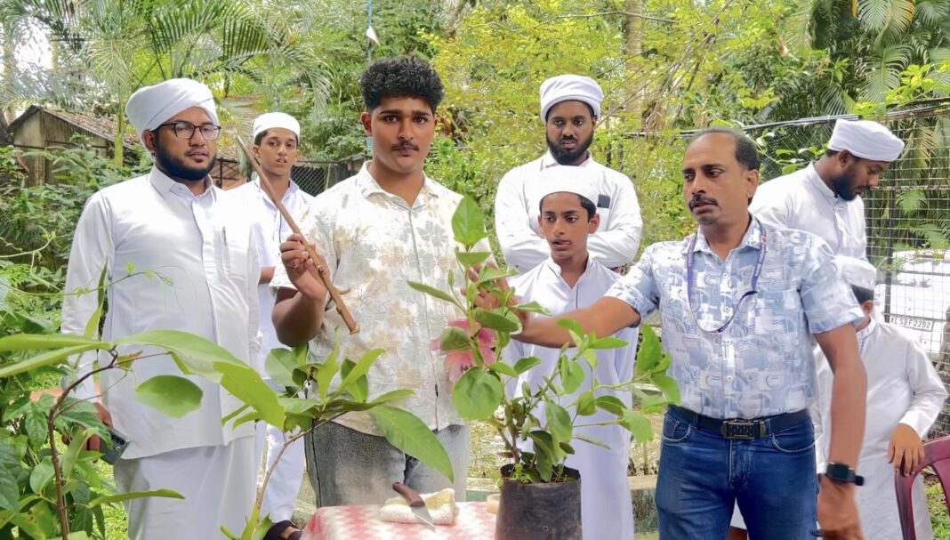 ഹരിത പാഠം പകർന്ന് ‘കളിമണ്ണ്’ ശിൽപശാല