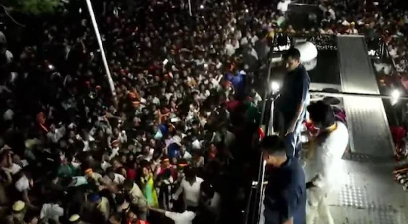 കരൂർ ദുരന്തം; നിയമ പോരാട്ടം തുടരുമെന്ന് TVK; നേതാക്കൾ റിമാൻഡിൽ