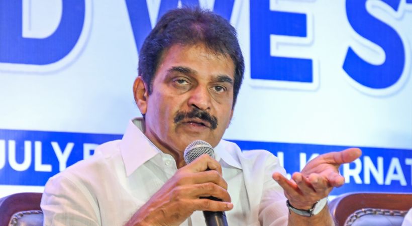 പൊലീസിലെ ക്രിമിനലുകളെ നിയന്ത്രിക്കാന് മുഖ്യമന്ത്രി തയ്യാറാകണം’;കെസി വേണുഗോപാല് എംപി