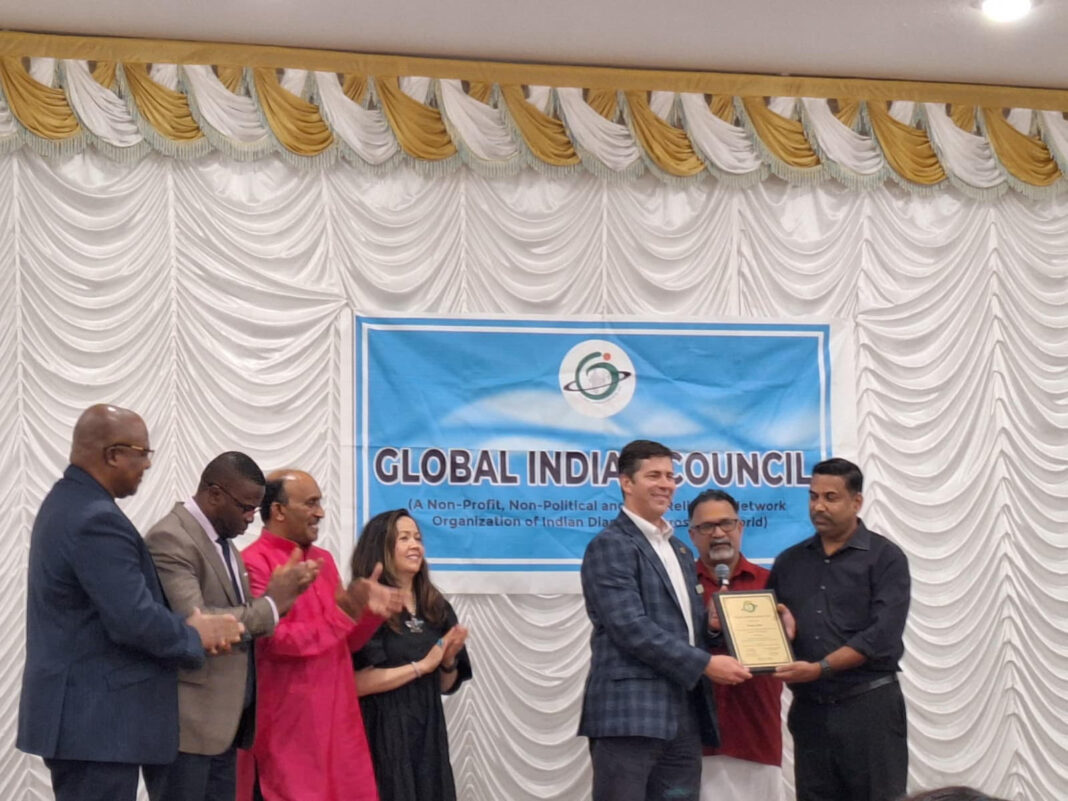 ഗ്ലോബൽ ഇന്ത്യൻ കൗൺസിലിന്റെ മികച്ച ഫോട്ടോഗ്രാഫർ അവാർഡ് ബെന്നി ജോണിന്