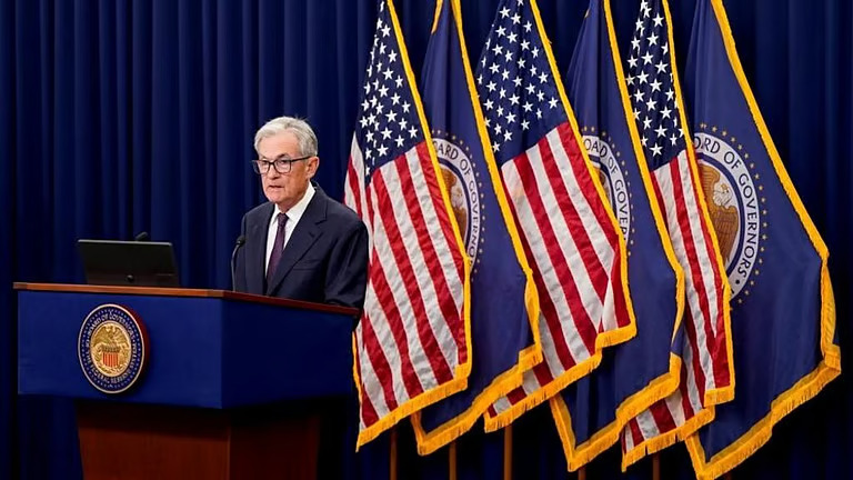 സമ്പദ്വ്യവസ്ഥയിലെ ആഘാതം പരിഹരിക്കാൻ താല്ക്കാലിക നടപടി; അടിസ്ഥാന പലിശനിരക്ക് വെട്ടിക്കുറച്ച് യുഎസ്