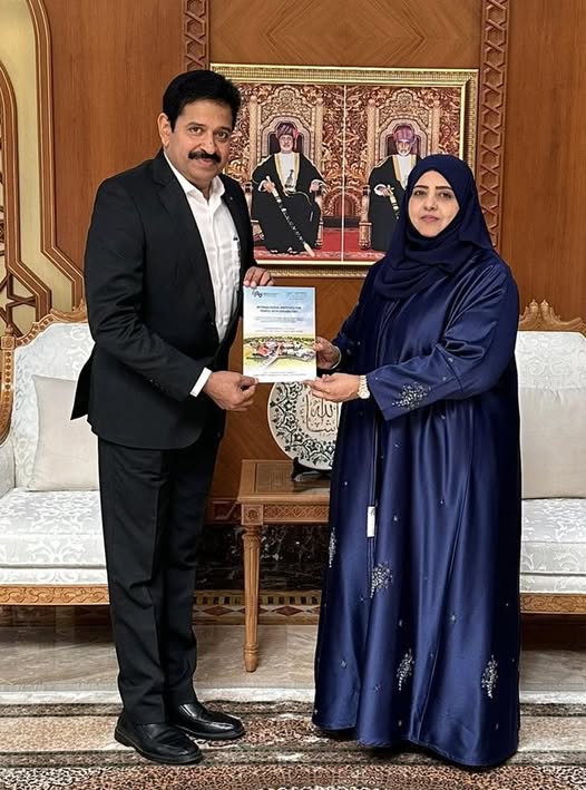 ഡിഫറന്റ് ആര്ട് സെന്റര് മാതൃക നടപ്പിലാക്കുവാന് ആഗ്രഹം പ്രകടിപ്പിച്ച് ഒമാന് സാമൂഹിക വികസന മന്ത്രി ഡോ. ലൈല ബിന്ത് അഹമ്മദ് അല്-നജ്ജാര്