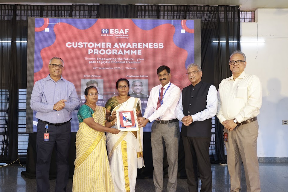ഉപഭോക്തൃ ബോധവൽക്കരണ പരിപാടി സംഘടിപ്പിച്ച് ഇസാഫ് ബാങ്ക്