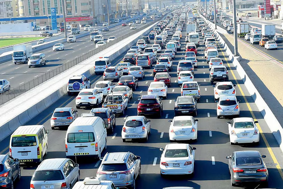 ഷാർജയിൽ പുതിയ ഗതാഗത നിയമം; നവംബർ ഒന്ന് മുതൽ പ്രാബല്യത്തിൽ വരും