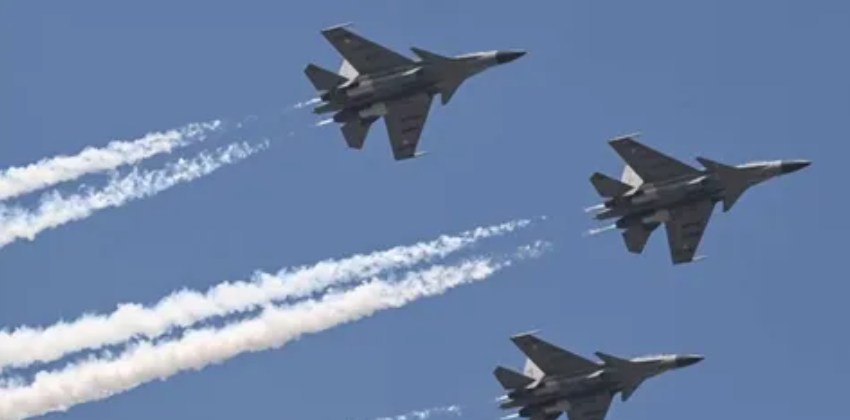 പാക് അതിര്ത്തിയില് ‘ തൃശൂല് ‘; സൈനികാഭ്യാസ പ്രകടനത്തിന് ഒരുങ്ങി ഇന്ത്യ; വ്യോമപാതയില് നിയന്ത്രണം ഏര്പ്പെടുത്തി പാകിസ്താന്