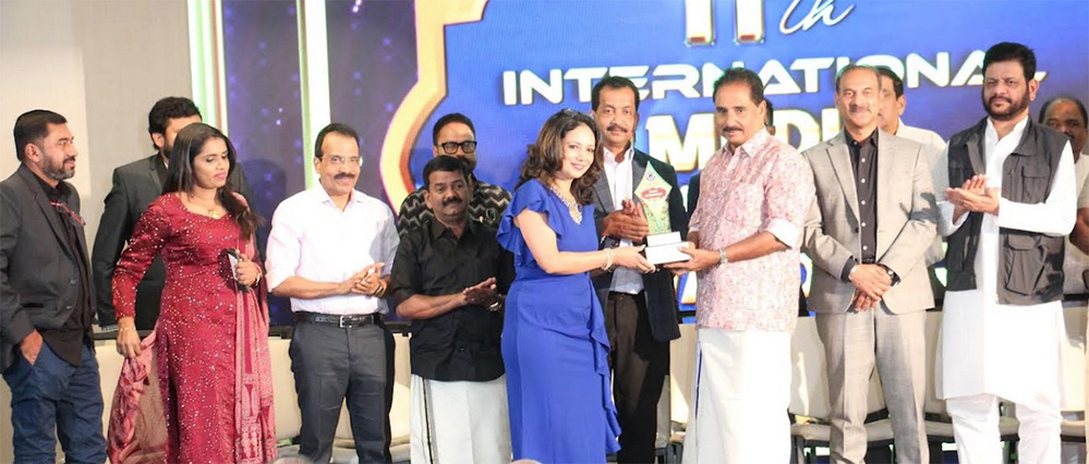 ആശാ തോമസ് മാത്യുവിന്  ഇന്ത്യ പ്രസ് ക്ലബിന്റെ  ‘വിമൻ എംപവർമെന്റ്’ അവാർഡ്