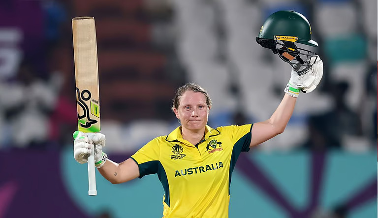 വനിതാ ലോകകപ്പ് 2025 | ബംഗ്ലാദേശിനെതിരെ ഓസ്ട്രേലിയയ്ക്ക് ആധികാരിക വിജയം; തുടര്ച്ചയായ രണ്ടാം മത്സരത്തിലും സെഞ്ച്വറി നേടി അലീസ ഹീലി