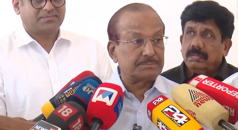 ‘കേരളത്തിൽ ഒരു അതിദരിദ്രനുണ്ട്, അത് സർക്കാരാണ്; അത്യാവശ്യത്തിന് പോലും കയ്യിൽ കാശില്ല’; പികെ കുഞ്ഞാലിക്കുട്ടി