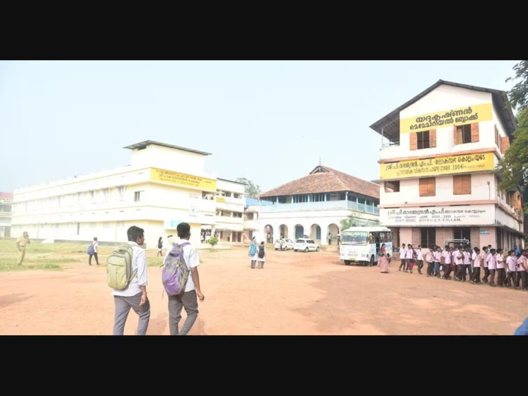 ഹയർ സെക്കൻഡറി അധ്യാപകരുടെ അധ്യയന സമയം കൂട്ടാൻ നീക്കം; നിലവാരം ഉയർത്തുക ലക്ഷ്യമെന്ന് വിദ്യാഭ്യാസ വകുപ്പ്