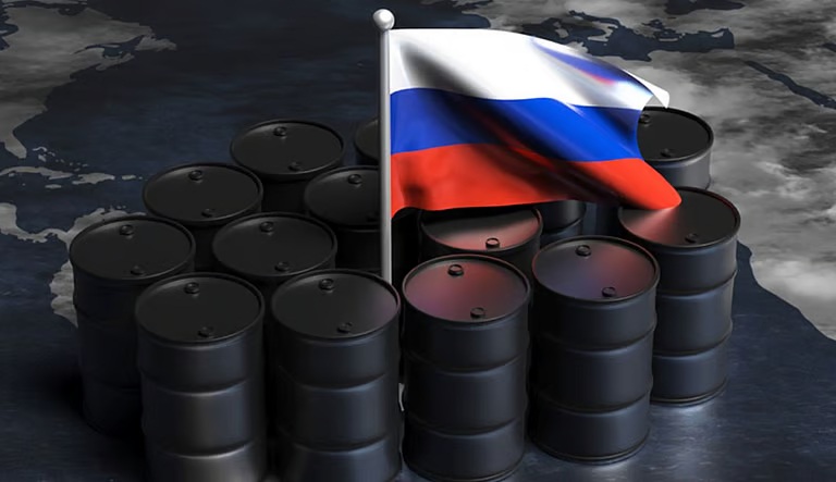 റഷ്യയിലെ പ്രധാന എണ്ണ കമ്പനികള്ക്ക് ഉപരോധമേര്പ്പെടുത്തി യുഎസ്; ഇന്ത്യയിലേക്കുള്ള എണ്ണ ഇറക്കുമതിയില് വന് ഇടിവ്