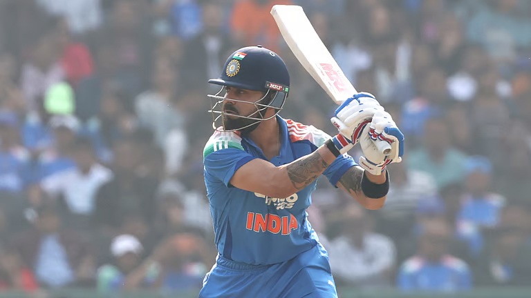 രണ്ടാം ഏകദിനം: ഇന്ത്യക്ക് ഓപ്പണർമാരുടെ വിക്കറ്റുകൾ നഷ്ടമായി, കോഹ്ലി ക്രീസിൽ