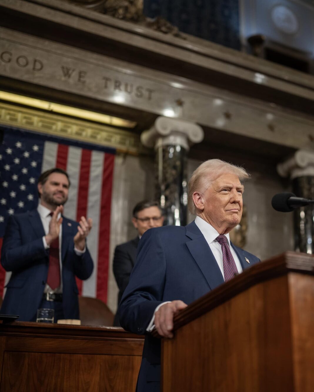 ചിലവേറിയ ജീവിതത്തിന് ട്രംപിനെ പഴിച്ച് വോട്ടർമാർ;പോളിറ്റിക്കോ സർവേ ഫലം