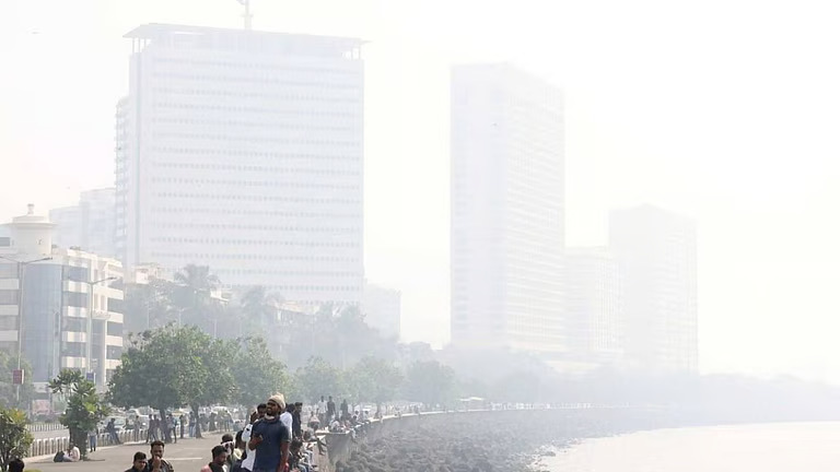 ഡൽഹിക്കൊപ്പം മുംബൈയും; ശക്തമായ മലിനീകരണ നിയന്ത്രണം നടപ്പിലാക്കാൻ നീക്കം