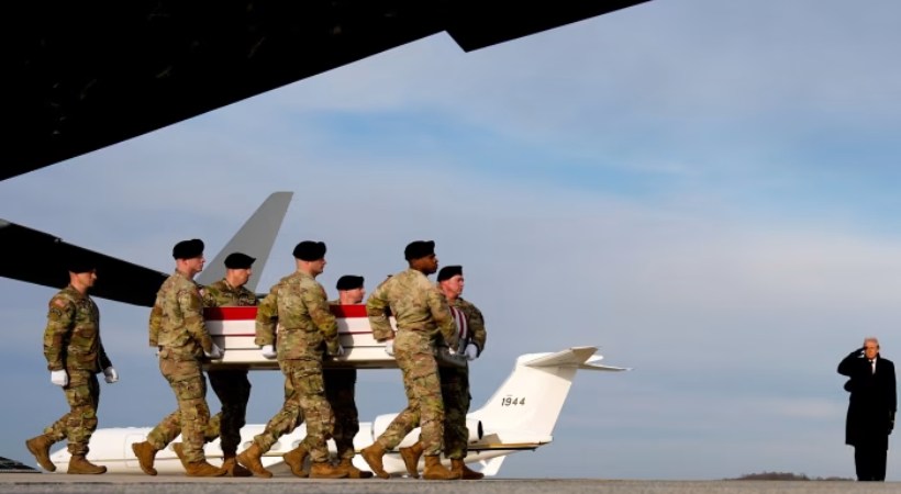 ‘ഓപ്പറേഷന് ഹോക്കൈ സ്ട്രൈക്ക്’; സിറിയയിലെ ഇസ്ലാമിക് സ്റ്റേറ്റ് താവളങ്ങള്ക്കുനേരെ അമേരിക്കന് വ്യോമാക്രമണം