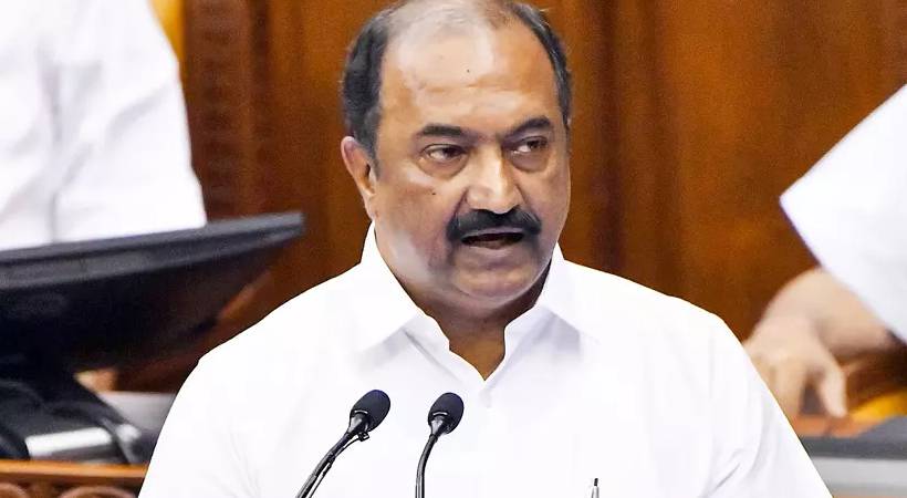 ‘വിദ്യാർഥികൾക്ക് അപകട ഇൻഷുറൻസ്, റോഡ് അപകടത്തിൽ പെടുന്നവർക്ക് ആദ്യ 5 ദിനം സൗജന്യ ചികിത്സ’; ശ്രദ്ധേയ പ്രഖ്യാപനങ്ങൾ!