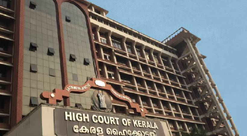 ഉണ്ണിക്കൃഷ്ണൻ പോറ്റിയെ എല്ലാ കാര്യങ്ങളും ഏൽപ്പിച്ചതെന്തിന്?’; ദേവസ്വം ബോർഡിന് ഹൈക്കോടതിയുടെ വിമർശനം