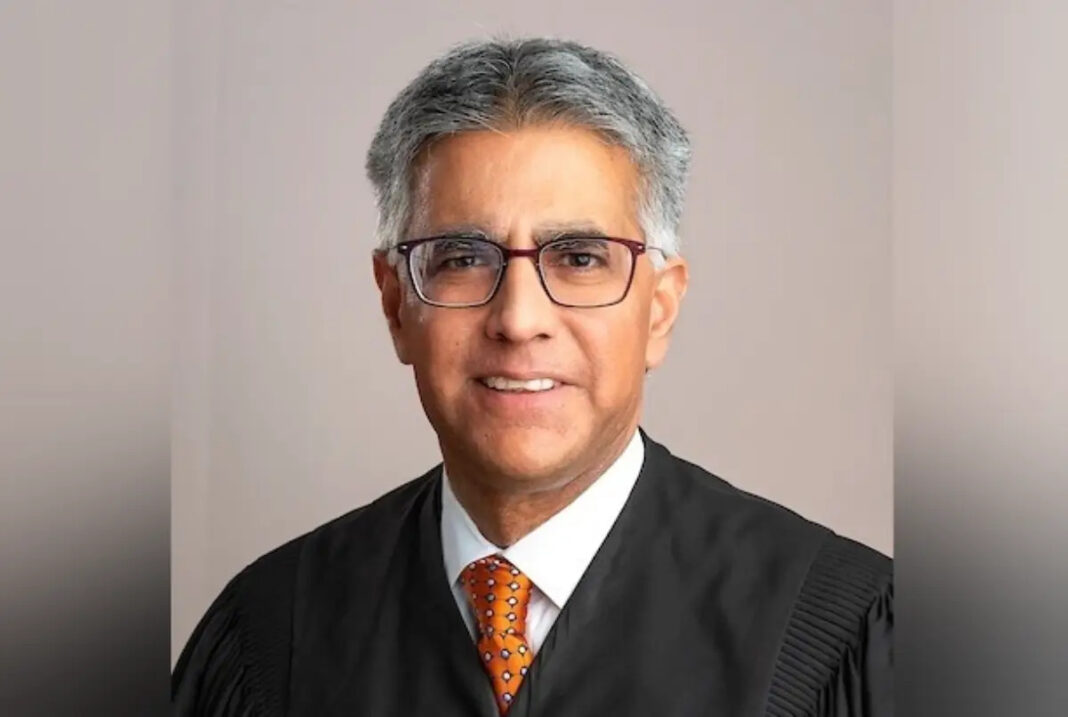 ഇല്ലിനോയിസ് സുപ്രീം കോടതിയിലെ ആദ്യ ഇന്ത്യൻ അമേരിക്കൻ ജസ്റ്റിസായി സഞ്ജയ് ടി. ടെയിലർ