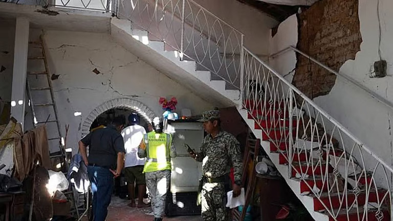 മെക്സിക്കോയിൽ വൻ ഭൂചലനം; 2 മരണം