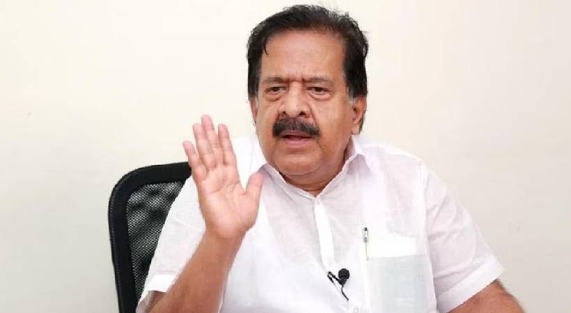 ‘സ്വർണ്ണക്കൊള്ളയിൽ ഉൾപ്പെട്ട എല്ലാവരും നിയമത്തിന് മുന്നിൽ വരണം; വമ്പൻ സ്രാവുകൾ കുടുങ്ങും’; രമേശ് ചെന്നിത്തല