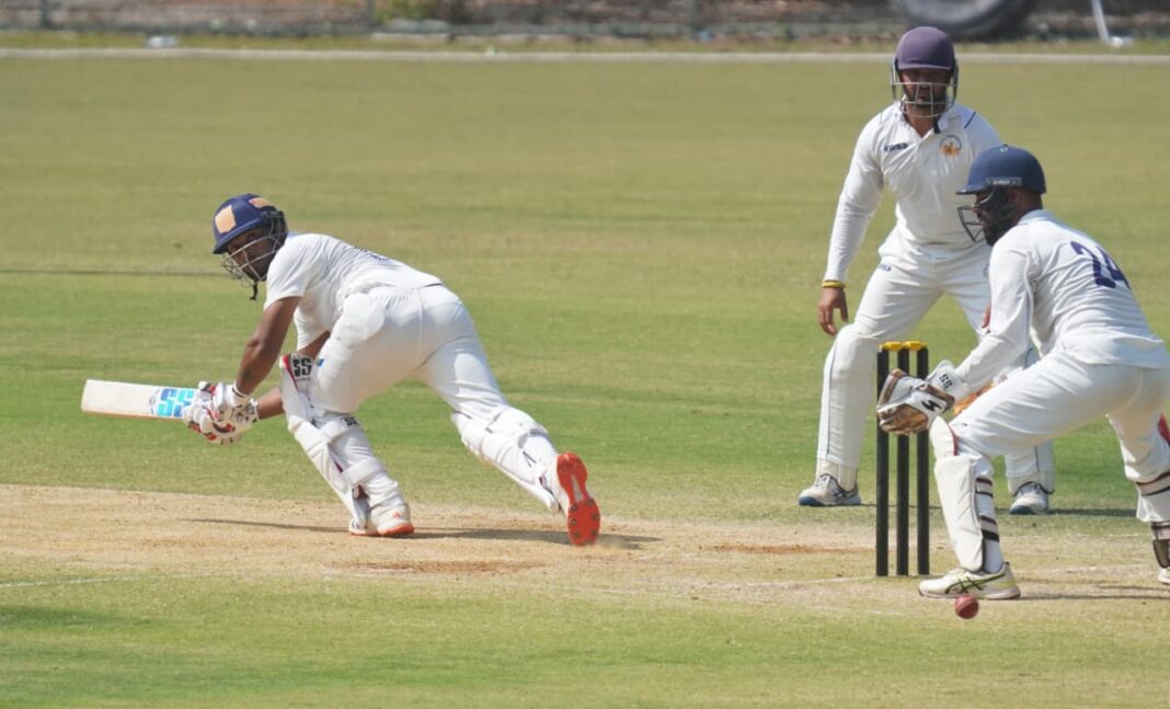 രഞ്ജി ട്രോഫിയിൽ ചണ്ഡിഗഢിനെതിരെ കേരളത്തിന് ഇന്നിങ്സ് തോൽവി