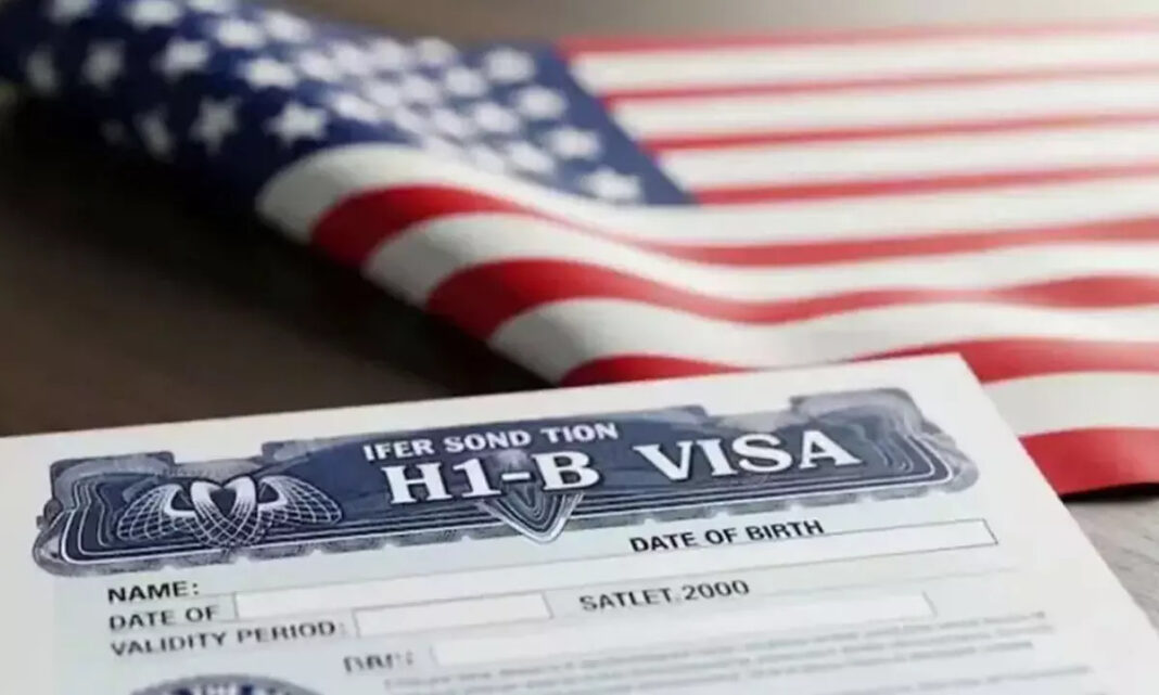 കുടിയേറ്റ നിയമങ്ങളിലെ 5 വലിയ മാറ്റങ്ങൾ അമേരിക്കൻ തൊഴിലാളികളുടെ താൽപ്പര്യങ്ങൾ സംരക്ഷിക്കുന്നതിനും സുരക്ഷ വർദ്ധിപ്പിക്കുന്നതിനുമാണെന്ന് ഭരണകൂടം