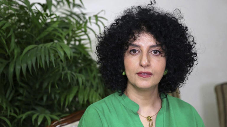 ഇറാനിൽ വീണ്ടും തടവിലാക്കപ്പെട്ട നൊബേൽ ജേതാവ് നർഗീസ് മുഹമ്മദി നിരാഹാര സമരത്തിൽ