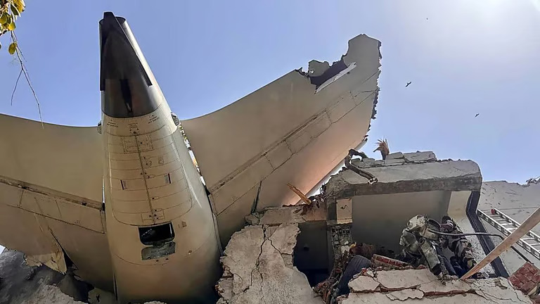 “തെറ്റായ വിവരം, അഹമ്മദാബാദ് വിമാന ദുരന്തത്തില് അന്തിമ റിപ്പോര്ട്ട് പുറത്തുവന്നിട്ടില്ല”; ഇറ്റാലിയന് മാധ്യമത്തെ തള്ളി എഎഐബി