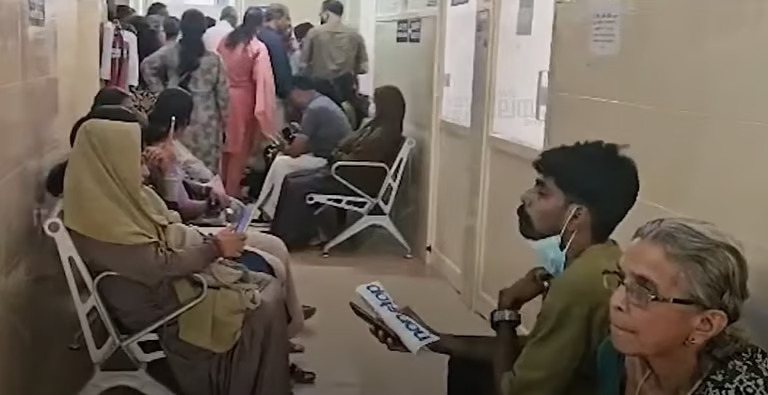 നൂറ് കണക്കിന് രോഗികളെ പരിശോധിക്കാൻ ഒരു ഡോക്ടർ; നാദാപുരം താലൂക്ക് ആശുപത്രിയിൽ രോഗികൾ ദുരിതത്തിൽ