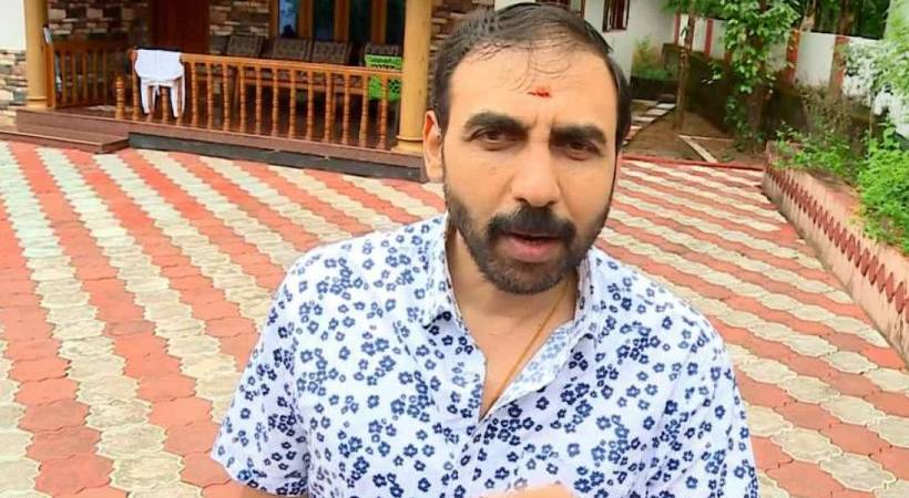 ‘ഈടായി വാങ്ങിയ ഭൂമി മറിച്ച് വിറ്റു’; ഉണ്ണികൃഷ്ണന് പോറ്റിക്കെതിരെ ഭൂമി തട്ടിപ്പ് പരാതി