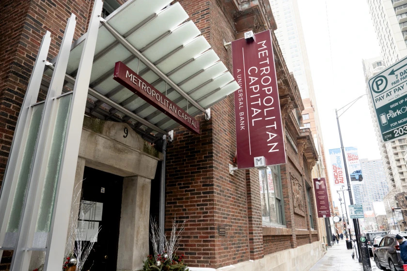 2026-ലെ ആദ്യ ബാങ്ക് തകർച്ച: ചിക്കാഗോയിലെ മെട്രോപൊളിറ്റൻ ക്യാപിറ്റൽ ബാങ്ക് പൂട്ടി