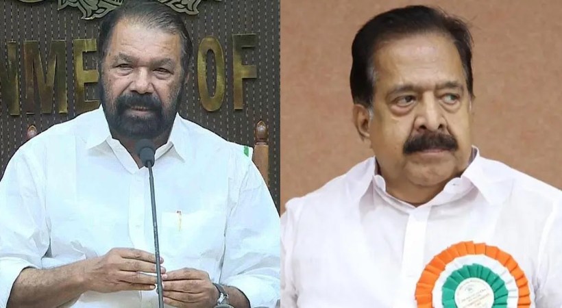 ‘പാഠ പുസ്തകം നേരത്തെ എത്തിക്കുന്നത് കുറ്റമാണോ?’; രമേശ് ചെന്നിത്തലക്ക് മറുപടിയുമായി വി ശിവന്കുട്ടി