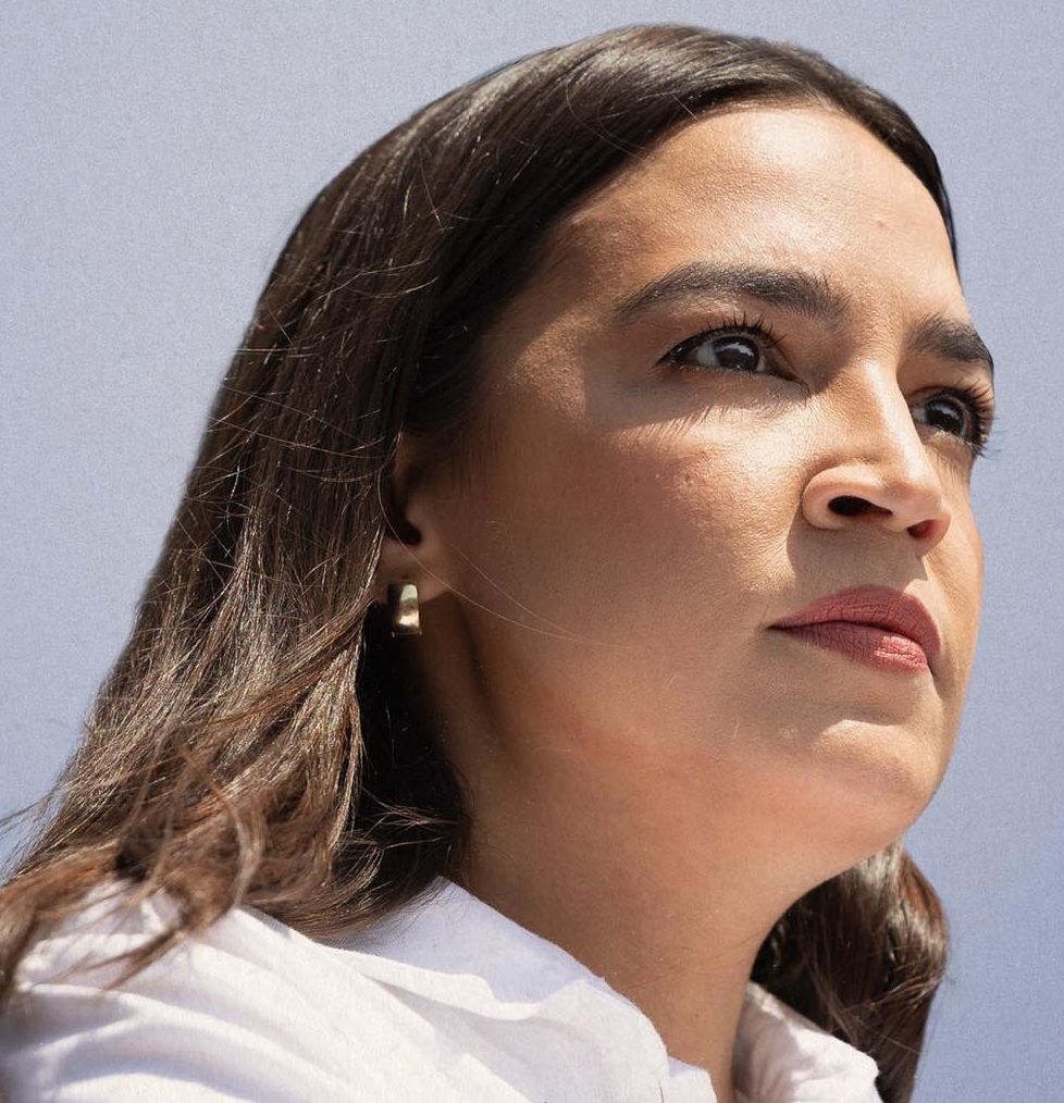 ഇറാൻ ആക്രമണം: ട്രംപിനെതിരെ ‘സ്ക്വാഡ്’ അംഗങ്ങൾ; ‘ഇത് നിയമവിരുദ്ധമായ യുദ്ധമെന്ന്’ ഇൽഹാൻ ഒമർ