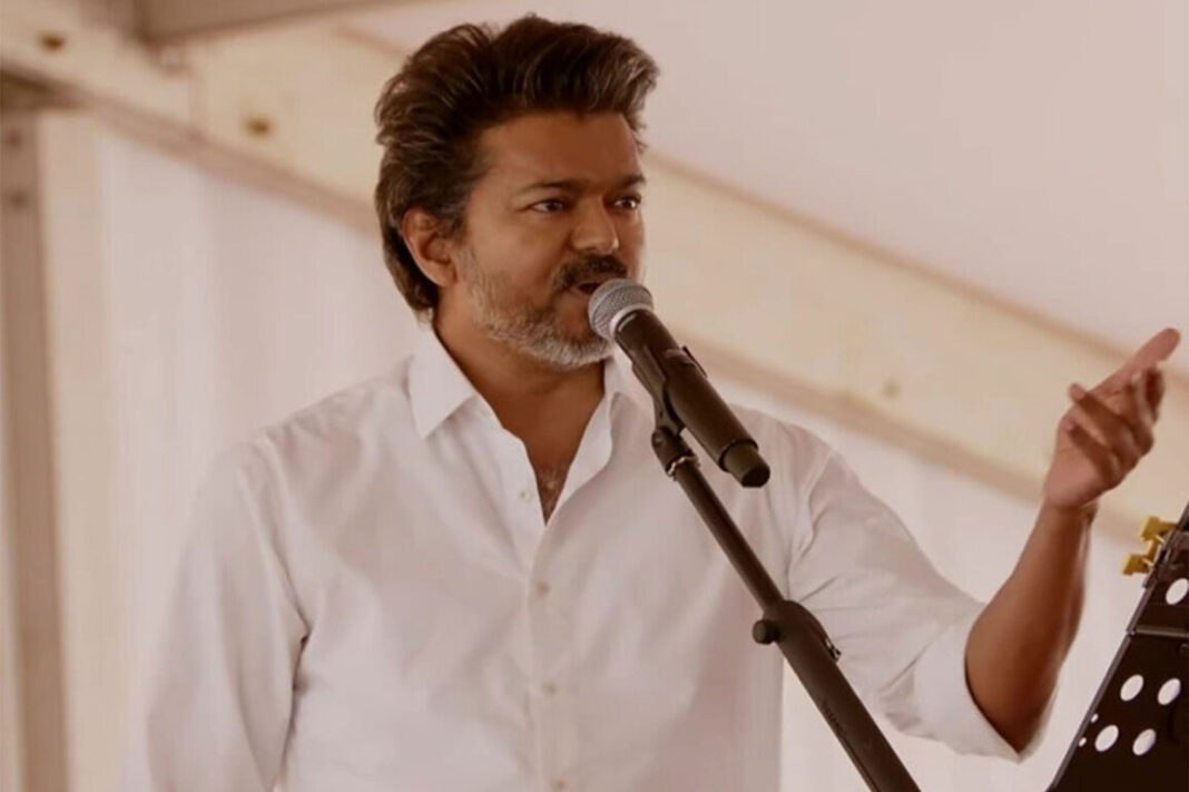 ‘ടിവികെയെ തടയാൻ ഡിഎംകെയും എഡിഎംകെയും തമ്മിൽ രഹസ്യധാരണ’; വിമർശിച്ച് വിജയ്