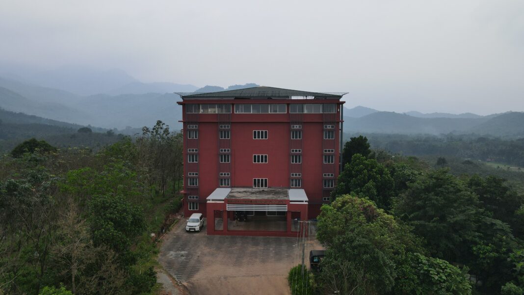 മര്കസ് യുനാനി മെഡിക്കല് കോളേജിന് എയ്ഡഡ് പദവി: കേരളത്തിന്റെ ആരോഗ്യ വിദ്യാഭ്യാസ മേഖലയ്ക്ക് മുതല്ക്കൂട്ടാകും: ഡോ. അസ്ഹരി