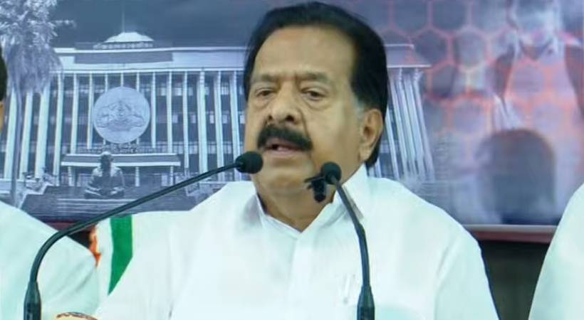 ‘സഹകരണ മന്ത്രിയുടെ വാദം കള്ളം’; ദിനേശ് ബീഡി സഹകരണ സംഘത്തിന് ടെൻഡർ നൽകിയതിൽ ദുരൂഹത ആവർത്തിച്ച് രമേശ് ചെന്നിത്തല