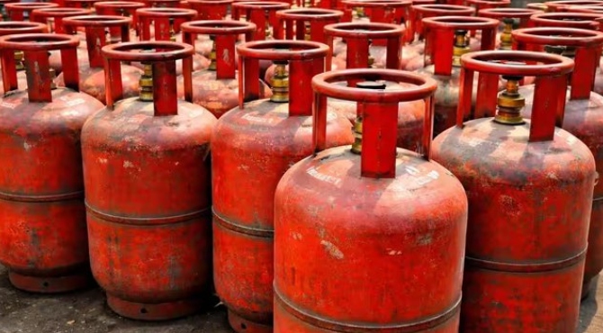 സംസ്ഥാനങ്ങൾക്കുള്ള വാണിജ്യ എൽപിജി വിഹിതം കൂട്ടി കേന്ദ്രം