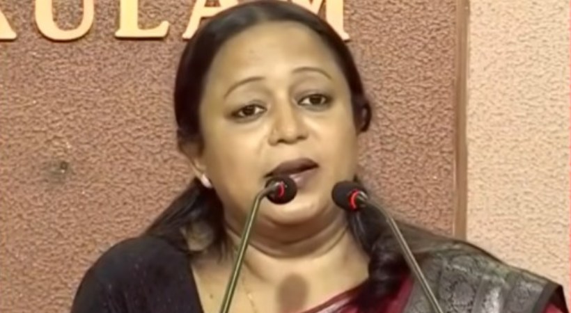 ട്വന്റി-20 യില് പൊട്ടിത്തെറി; പൂതൃക്ക പഞ്ചായത്ത് പ്രസിഡന്റ് രാജിവെച്ചു; ഭരണം നഷ്ടപ്പെട്ടു