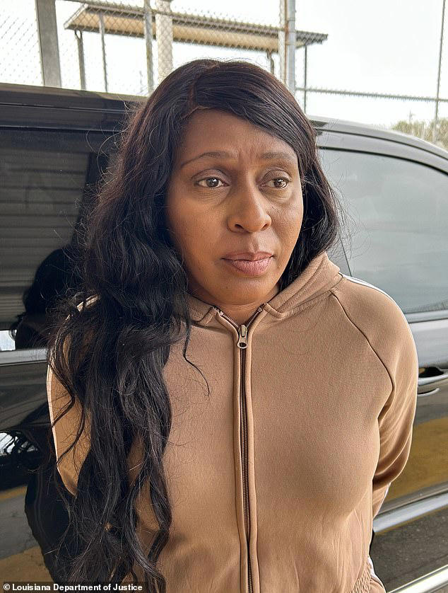 75,000 ഡോളറിന്റെ തട്ടിപ്പ്: ലൂസിയാന മേയർ അറസ്റ്റിൽ; പിന്നിൽ ‘പിശാചാണെന്ന്’ ആരോപണം