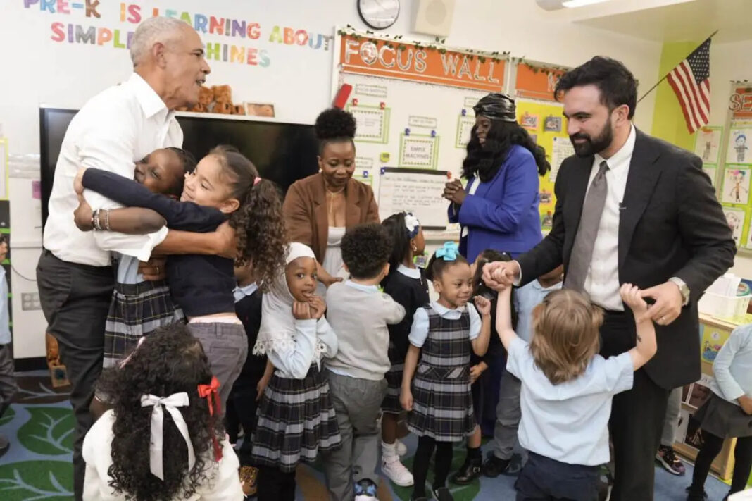 ബ്രോങ്ക്സിലെ പ്രീ-സ്കൂൾ സന്ദർശനം: ഒബാമയുടെയും മേയർ മംദാനിയുടെയും വീഡിയോ വൈറൽ