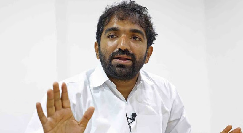 പുതുപ്പള്ളിയിലെ ഇവിഎമ്മിൽ ആശങ്കയുണ്ട്, സ്ട്രോങ് റൂമിൽ സുരക്ഷ മാനദണ്ഡങ്ങൾ പാലിച്ചില്ലെന്ന് ചാണ്ടി ഉമ്മൻ