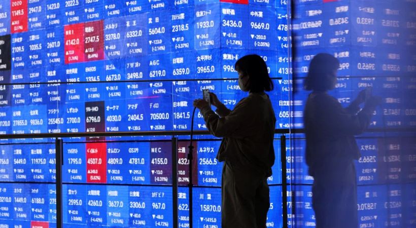 വിപണിക്ക് ആവേശം പകർന്ന് യുദ്ധം അവസാനിപ്പിക്കുമെന്ന ട്രംപിന്റെ പ്രസ്താവന; നില മെച്ചപ്പെടുത്തി രൂപയും