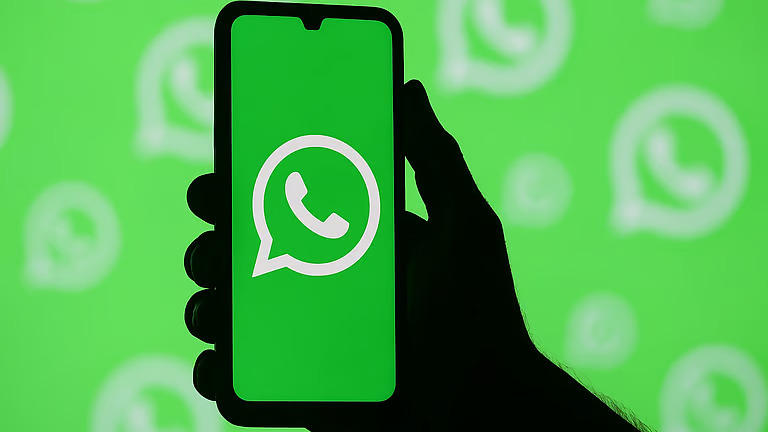 ഇനി വാട്ട്സ്ആപ്പിലൂടെയും മൊബൈൽ റീചാർജ് ചെയ്യാം; ഇപ്രകാരം ചെയ്യൂ